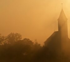 Three neighbouring parishes working together - Trí paróistí comharsanacha ag obair le chéile